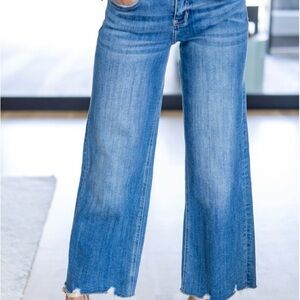 Vervet size 26 Cool Girl Mid Rise Wide Leg Crop Lovervet Jeans